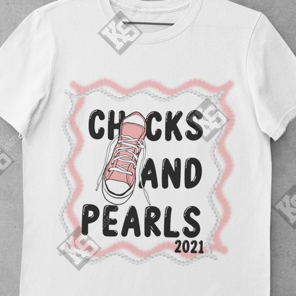 Chucks‎ and Pearls Tee #3 - Picture 1 of 2